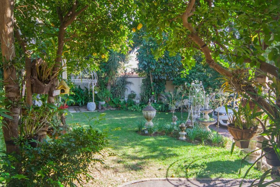79 On Ridge Bed and Breakfast Pietermaritzburg Buitenkant foto