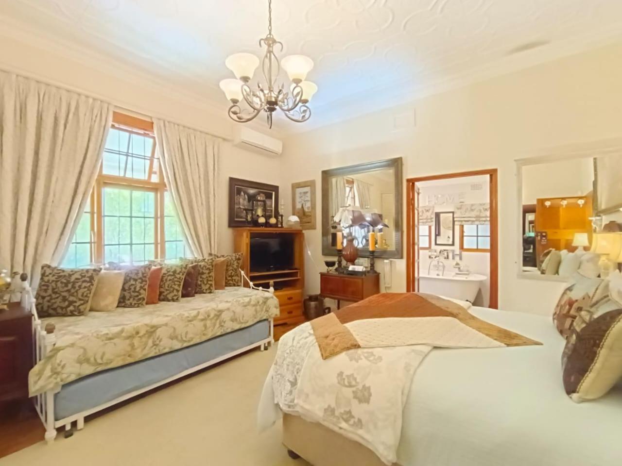 79 On Ridge Bed and Breakfast Pietermaritzburg Buitenkant foto
