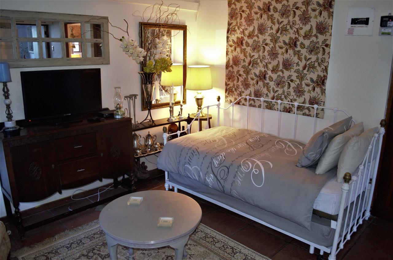 79 On Ridge Bed and Breakfast Pietermaritzburg Buitenkant foto
